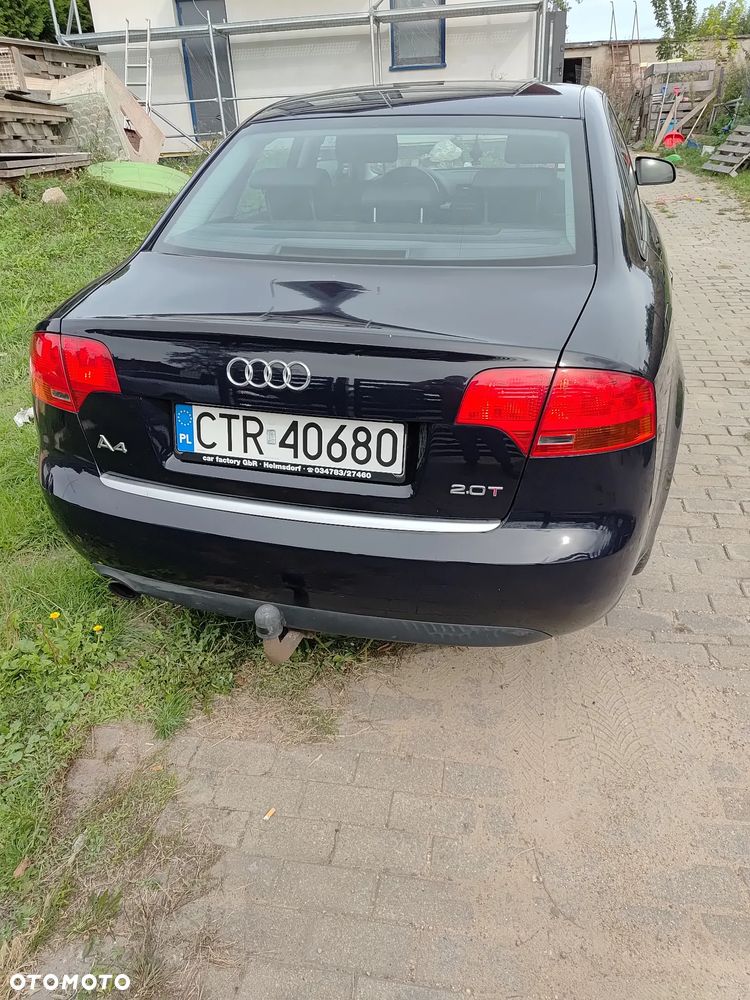 Audi A4 Limousine - 2