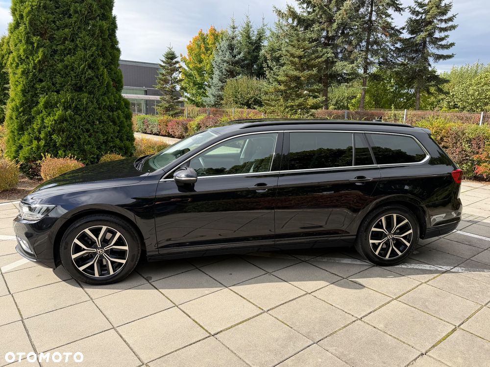 Volkswagen Passat - 16