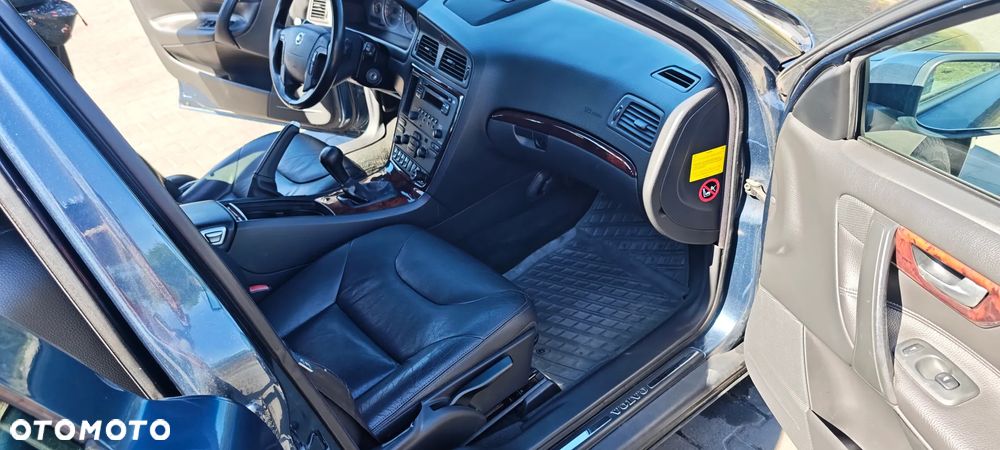 Volvo V70 2.4 D - 9