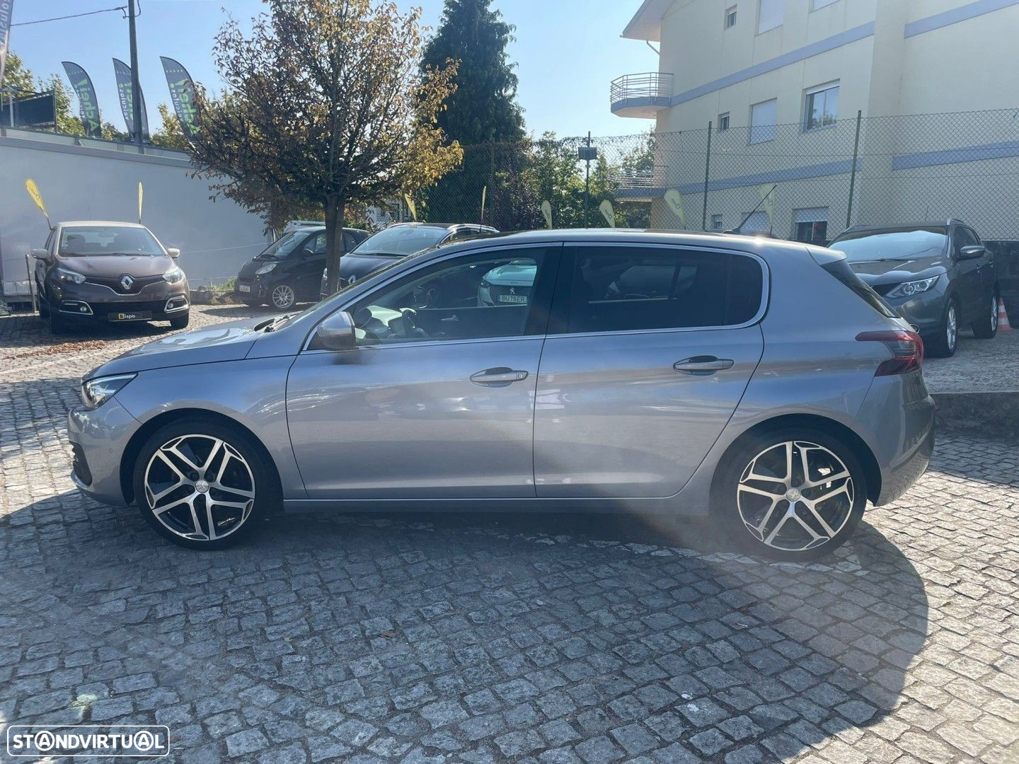 Peugeot 308 1.2 PureTech Allure - 5