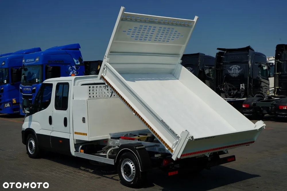 Iveco DAILY 35-140 / WYWROTKA ALUMINIOWA / BRYGADÓWKA 6 MIEJSC / BLIŹNIAK / MANUAL / SPROWADZONA / EURO 6 - 5