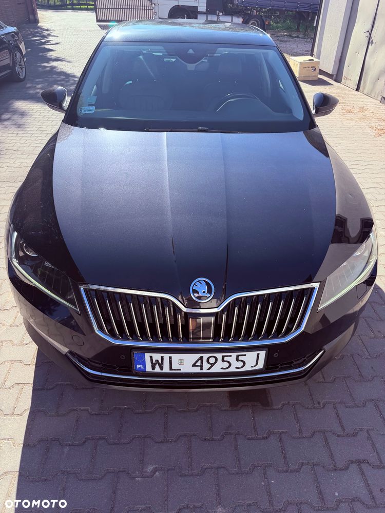 Skoda Superb 2.0 TDI L&K DSG - 1