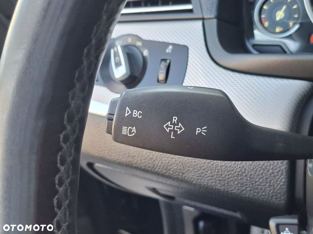 BMW Seria 5 M550d xDrive - 19