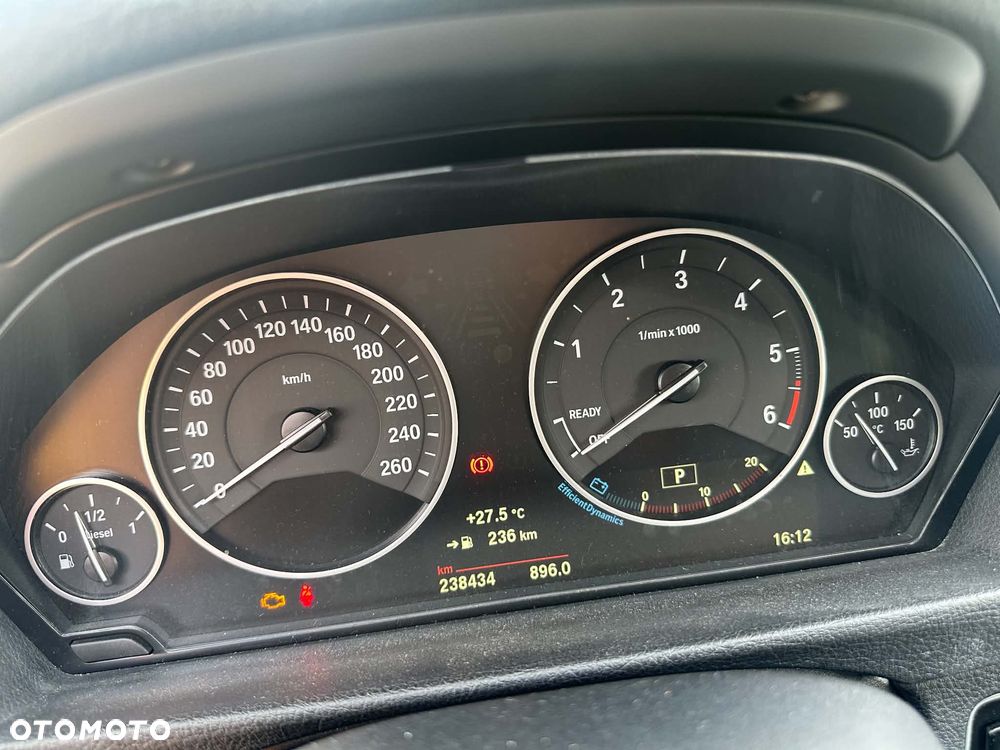 BMW Seria 3 320d xDrive - 8