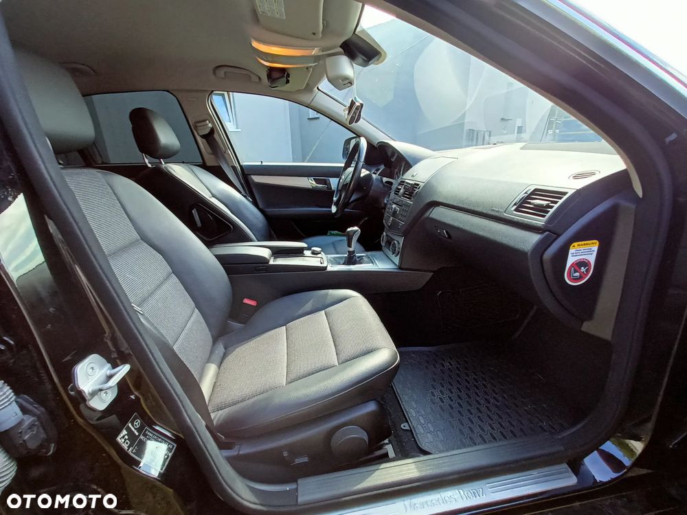 Mercedes-Benz Klasa C 180 Kompressor Avantgarde - 18