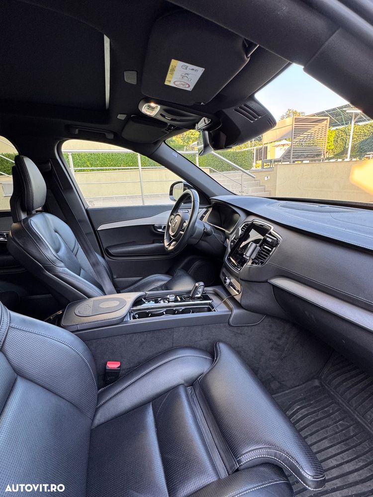 Volvo XC 90 - 7