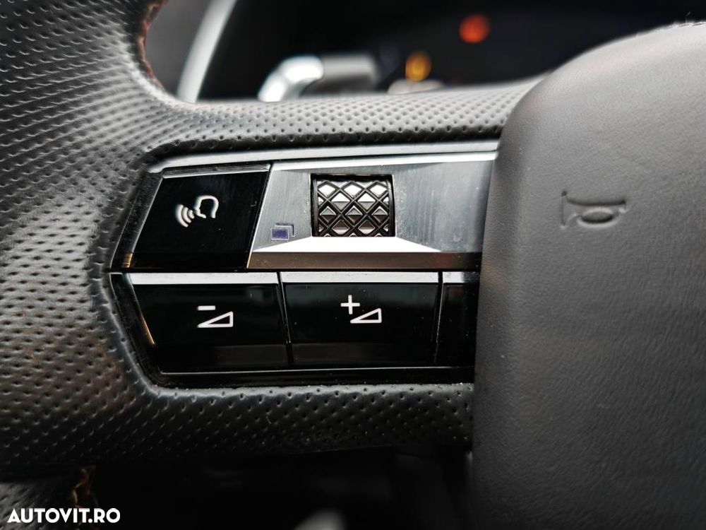 DS Automobiles DS 7 Crossback - 24