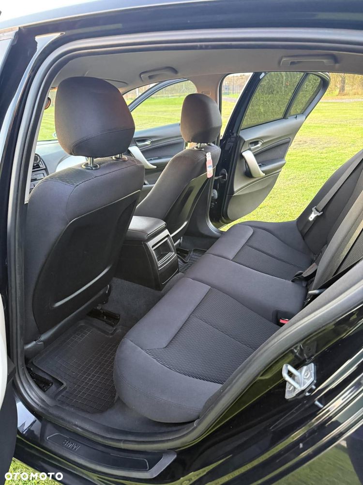 BMW Seria 1 - 10