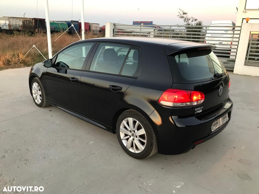 Volkswagen Golf 1.6 TDI BlueMotion Technology DPF Comfortline - 19