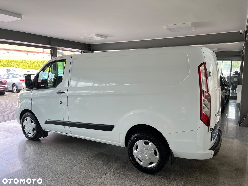 Ford Transit Custom - 10