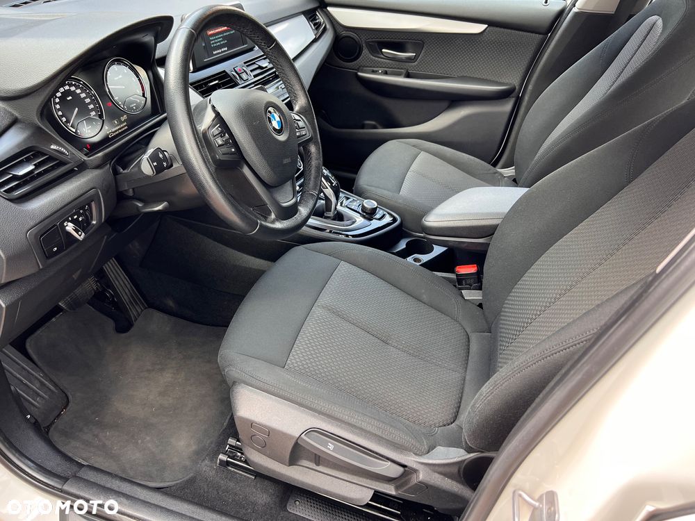 BMW Seria 2 218d Advantage - 6