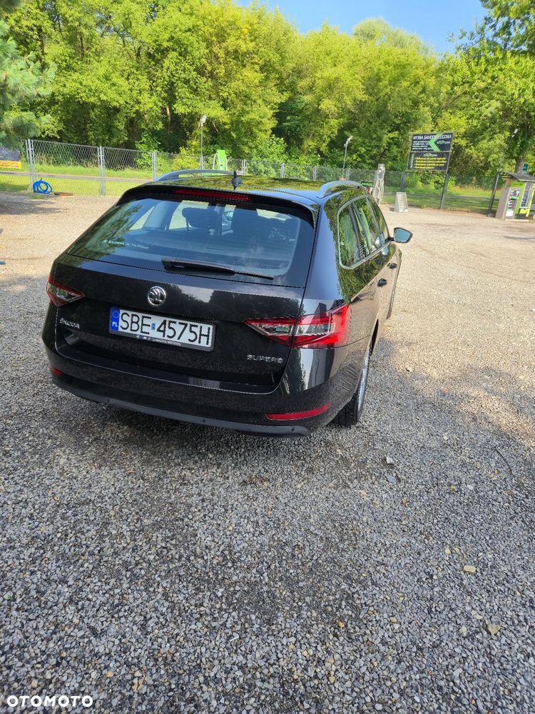 Skoda Superb 1.5 TSI ACT Ambition - 10