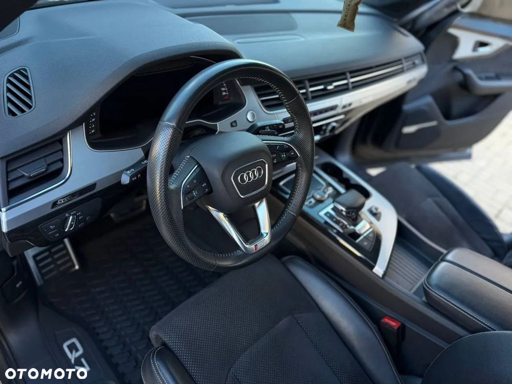 Audi Q7 - 20