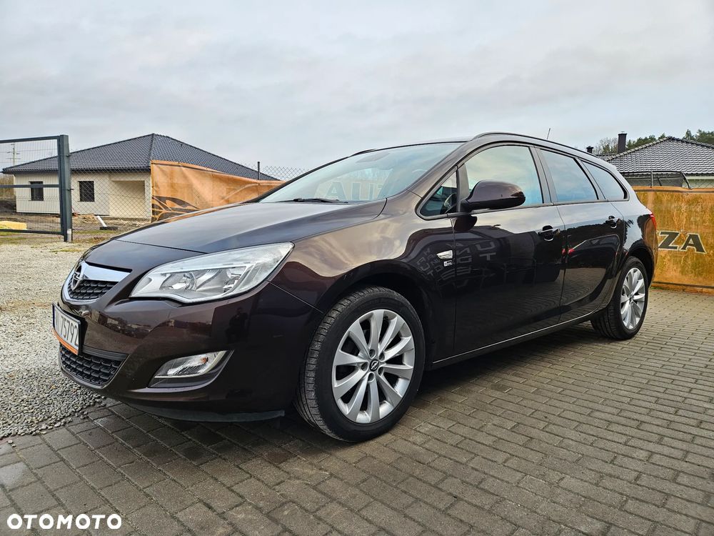 Opel Astra 1.4 Turbo 150 Jahre - 6
