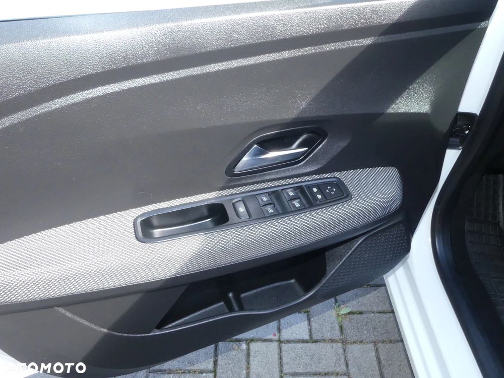 Dacia Sandero - 22