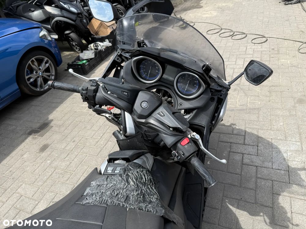 Yamaha Tmax - 6