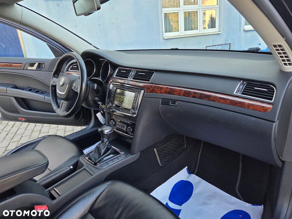 Skoda Superb Combi 2.0 TDI DSG Exclusive - 27