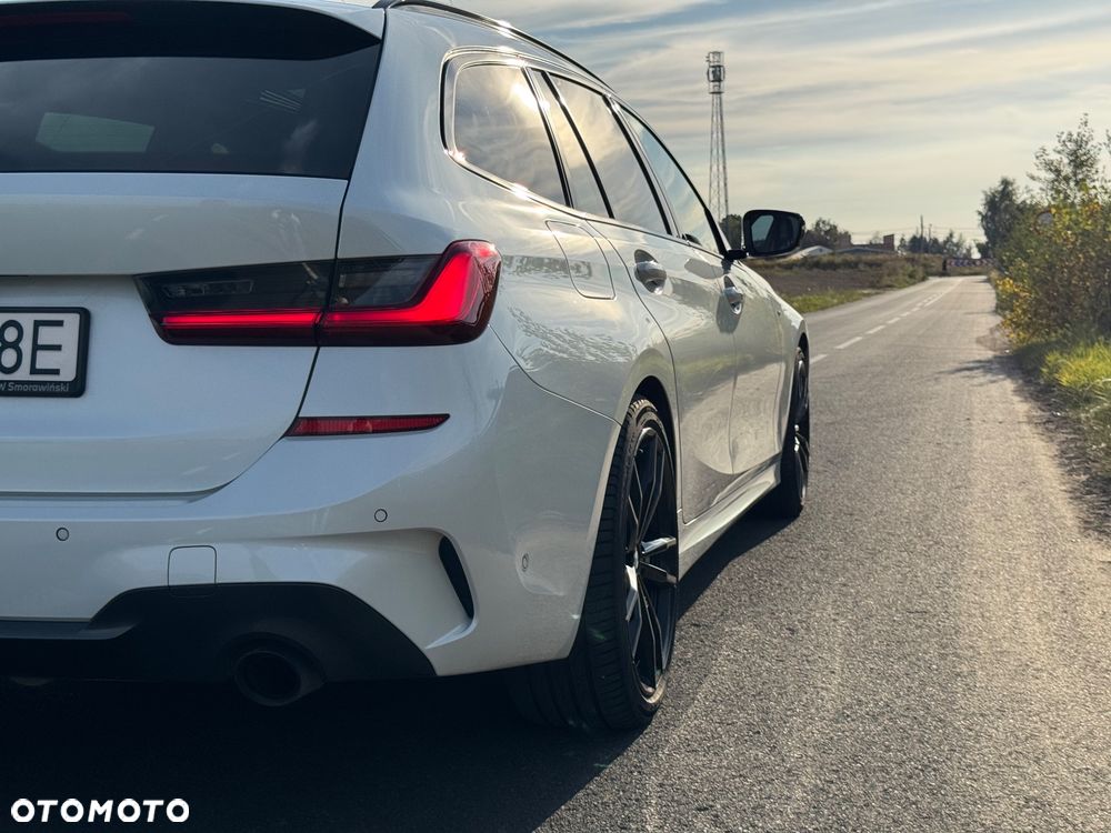 BMW Seria 3 320d xDrive mHEV M Sport - 5