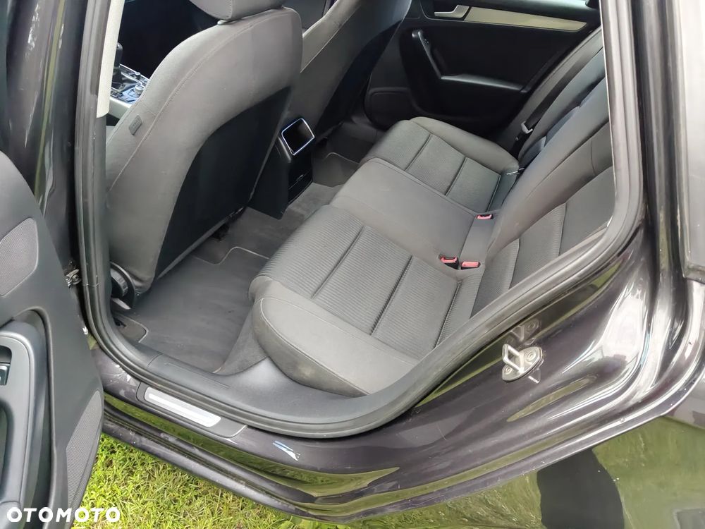Audi A4 Avant 2.0 TDI DPF Ambition - 12