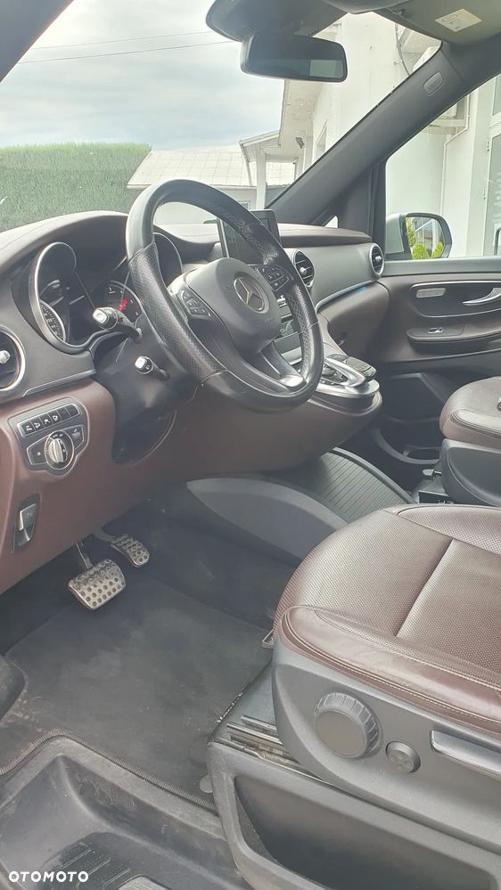 Mercedes-Benz Klasa V 250 d 4-Matic Avantgarde 7G-Tronic (d³ugi) - 9