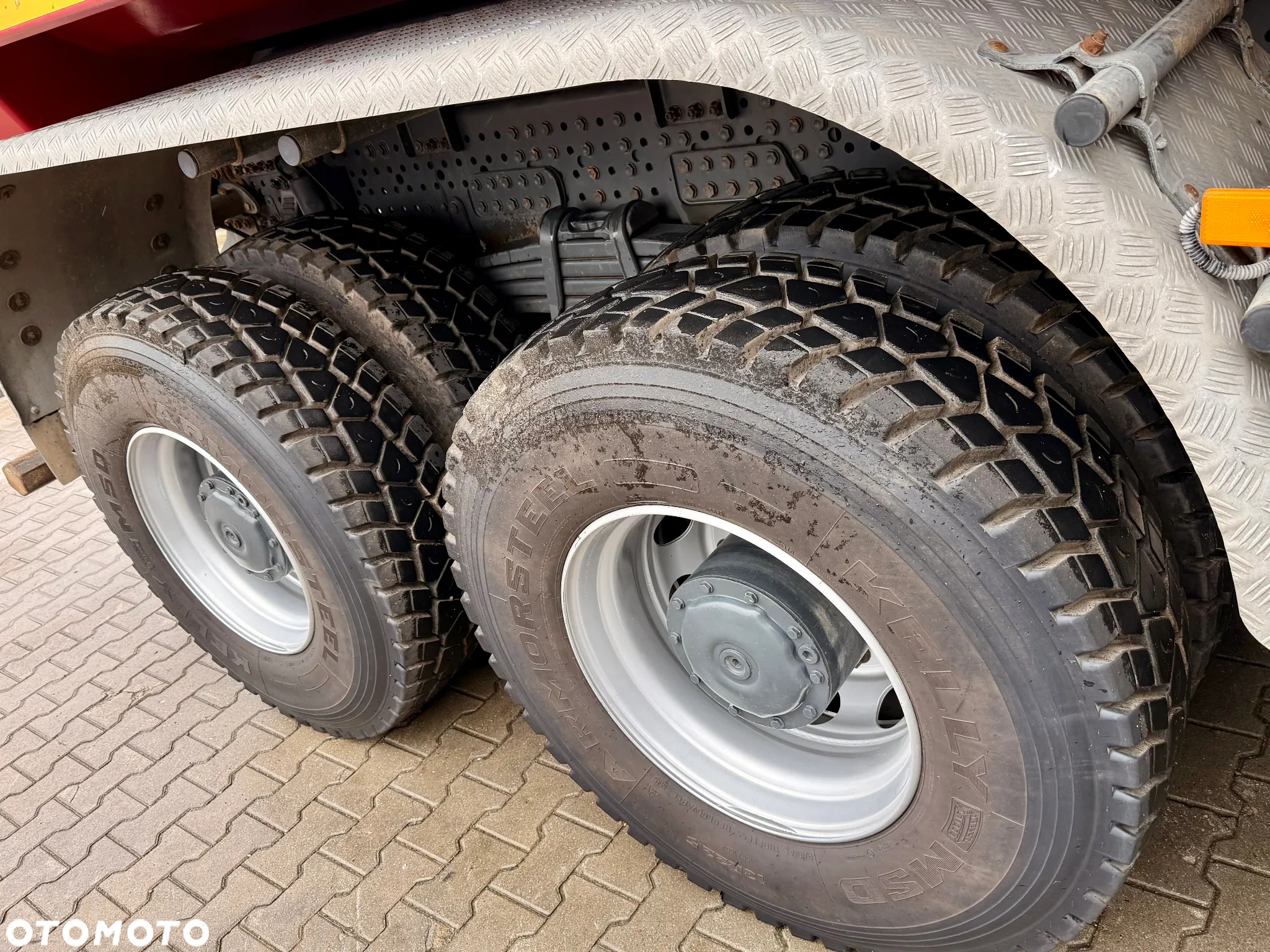 Mercedes-Benz Arocs 4145 | 8X8 | Manual - 16