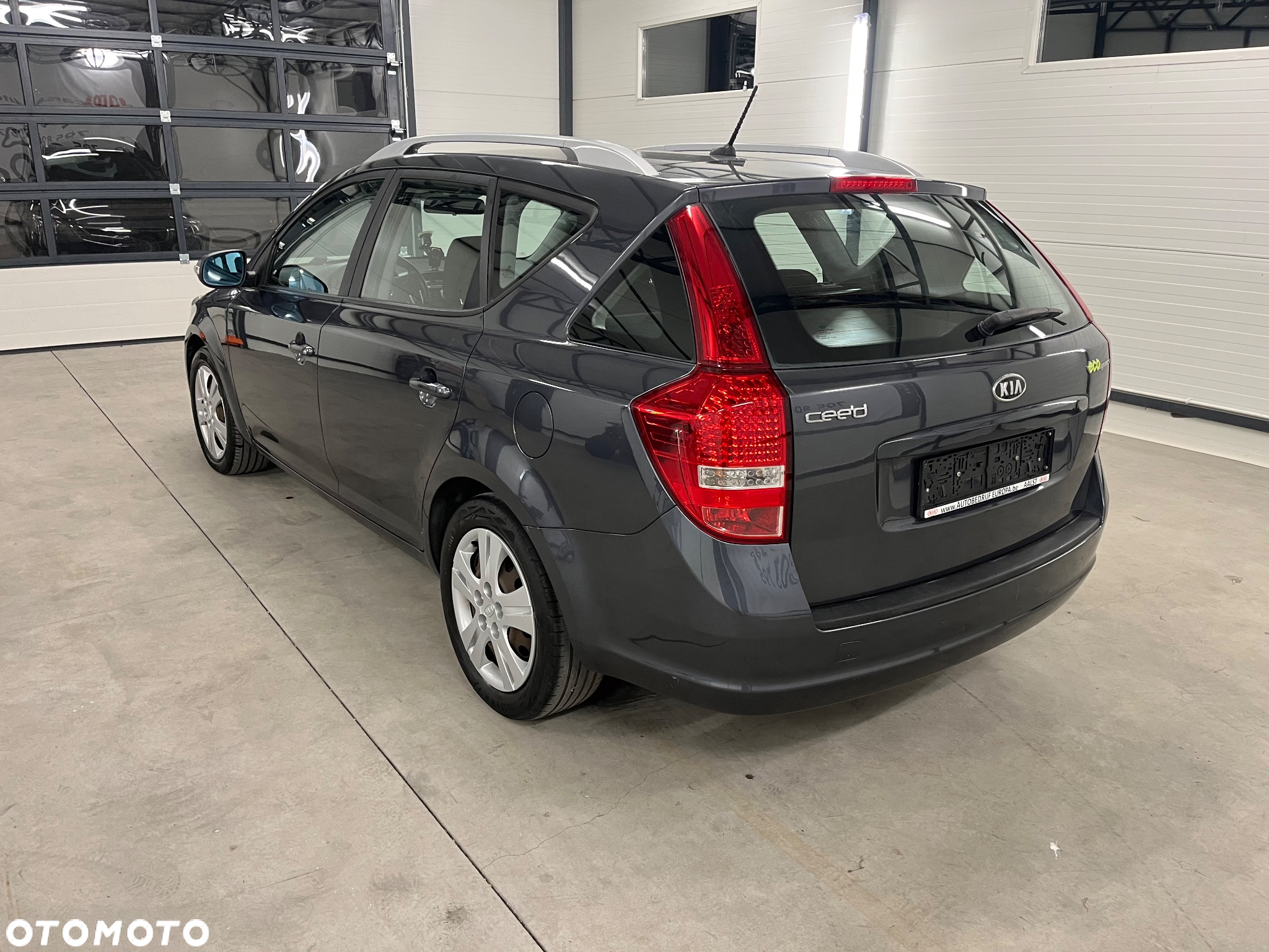 Kia Ceed 1.6 CRDi 90 Vision - 5