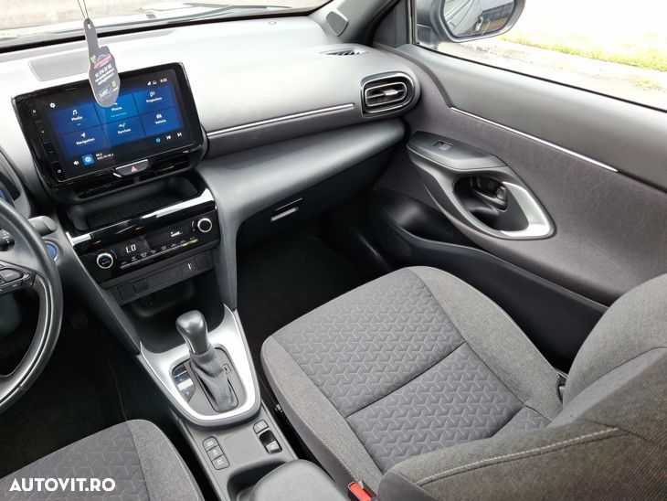 Toyota Yaris - 20