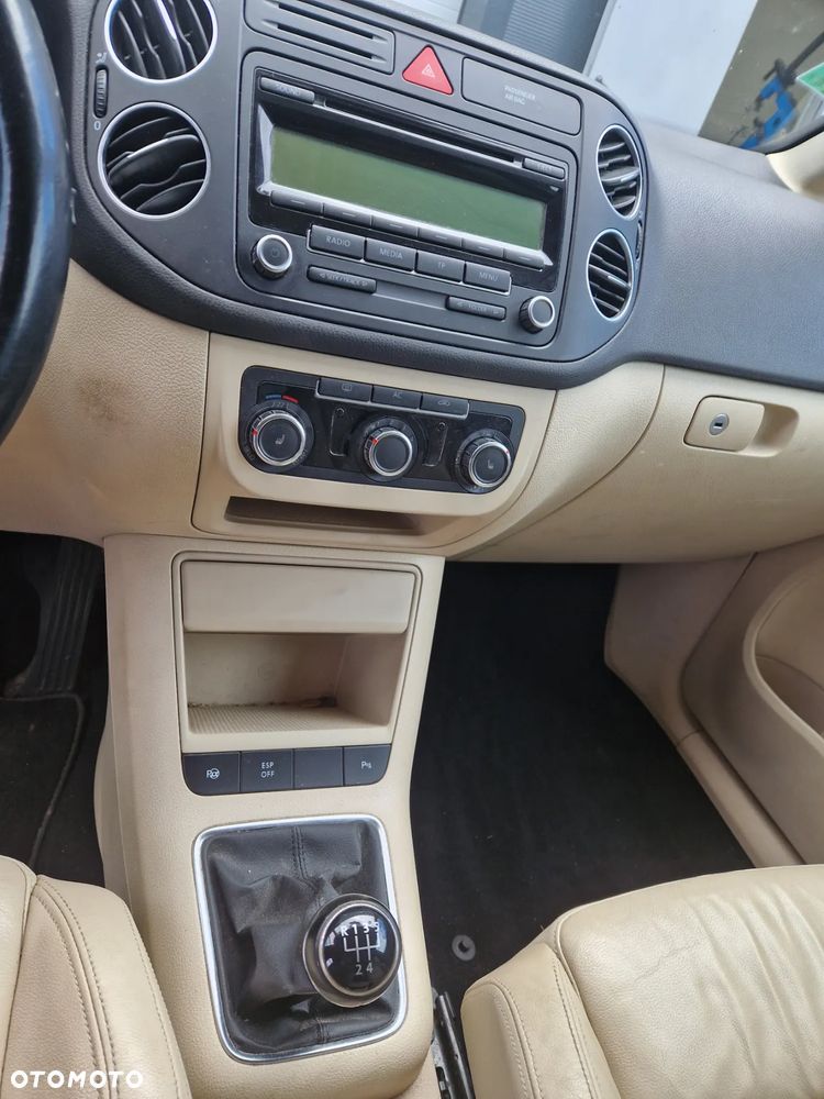 Volkswagen Golf Plus 2.0 TDI Comfortline - 7