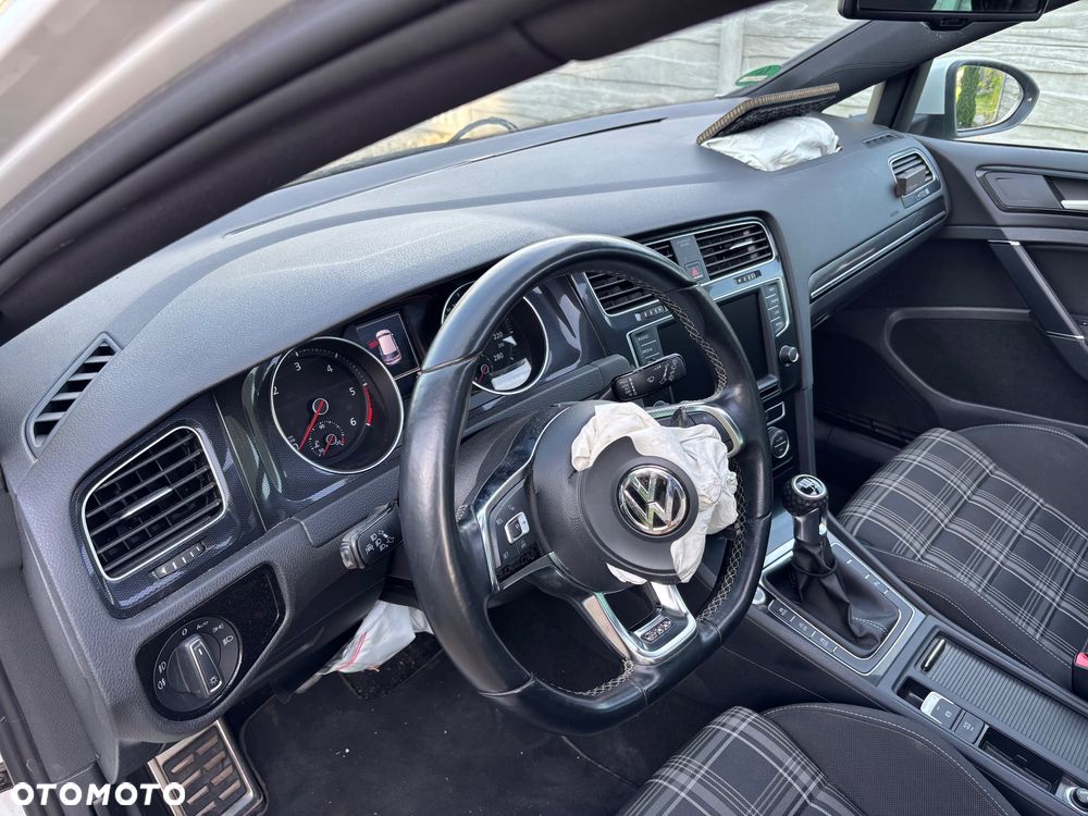 Volkswagen Golf GTD BlueMotion Technology - 16