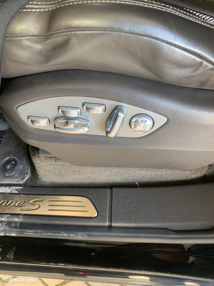 Porsche Cayenne S - 5