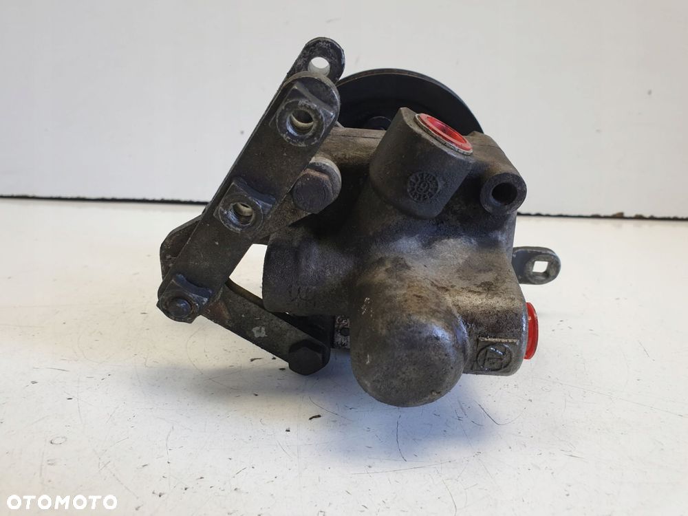 BMW E34 2.0 i POMPA WSPOMAGANIA 7681955 - 7