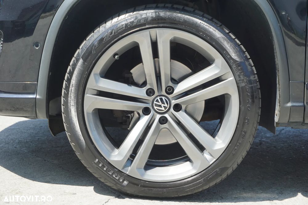 Volkswagen Tiguan 2.0 TDI SCR 4MOTION BlueMotion Technology DSG Sport & Style - 32