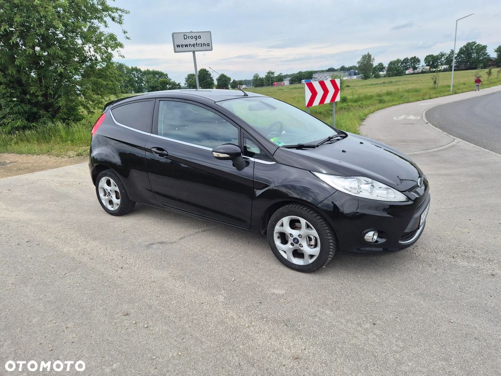 Ford Fiesta 1.25 Titanium - 11