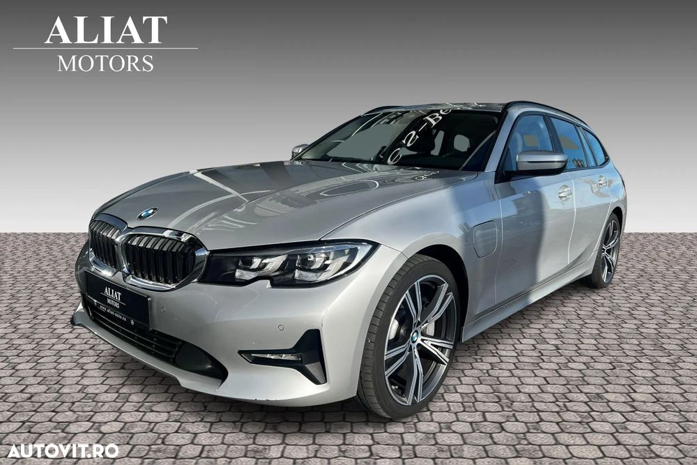 BMW Seria 3 330e xDrive Aut. - 1