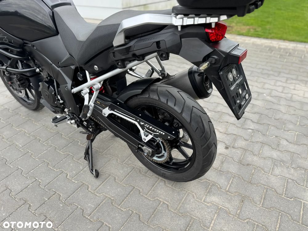 Suzuki V-STROM - 20