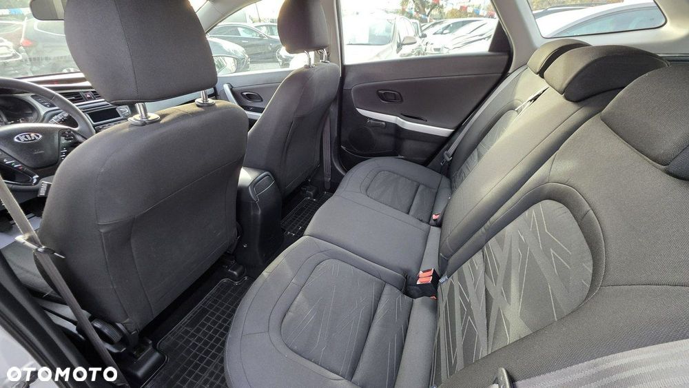 Kia Ceed - 25