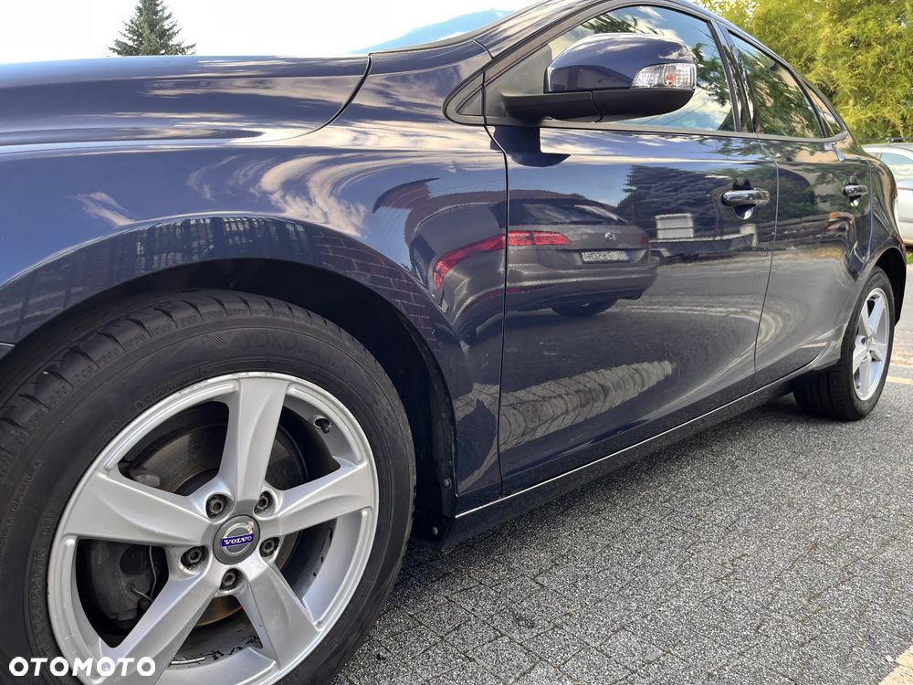 Volvo V40 D2 Momentum - 11