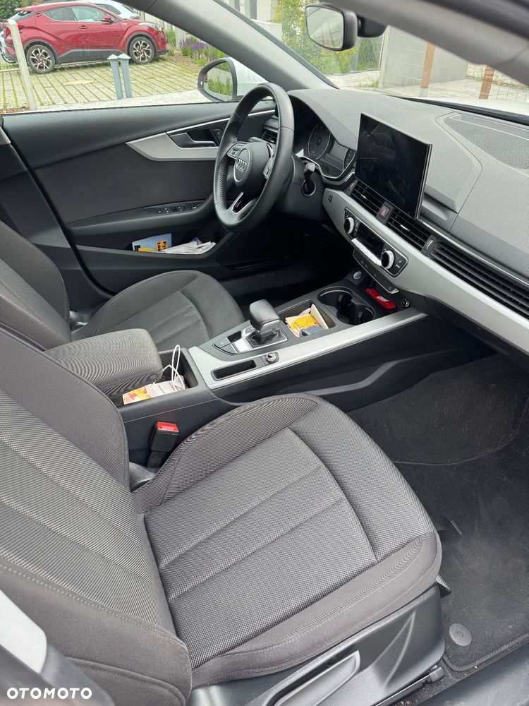 Audi A4 35 TDI mHEV Advanced S tronic - 5