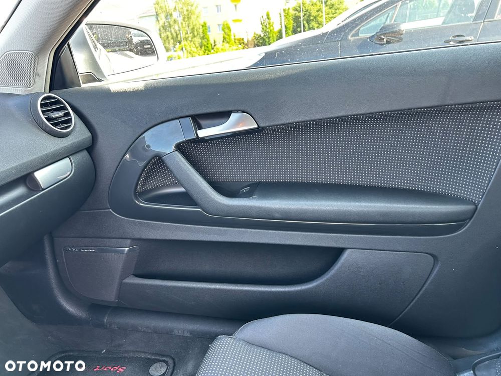 Audi A3 3-drzwiowe 2.0 TDI DPF Ambiente - 15
