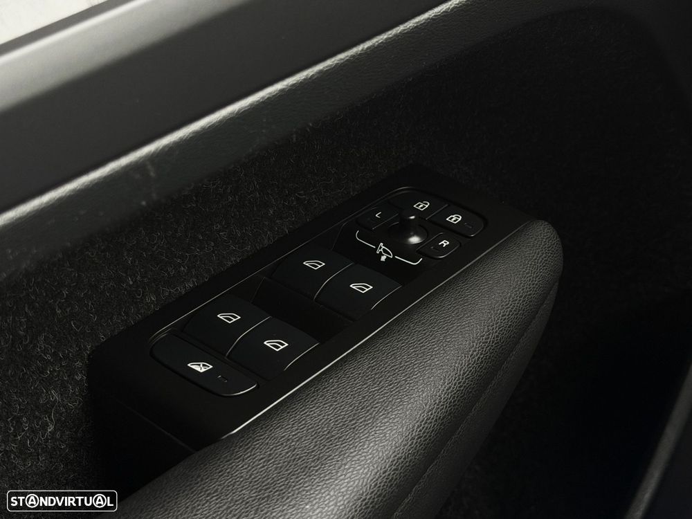 Volvo XC 40 1.5 T5 PHEV Inscription - 25