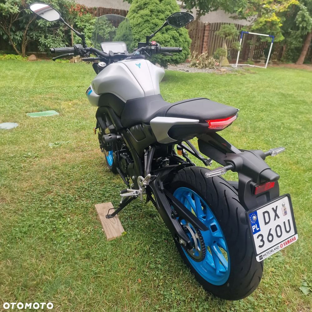 Yamaha MT - 4