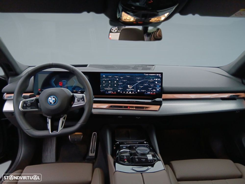 BMW i5 eDrive40 Pack Desportivo M Pro - 12