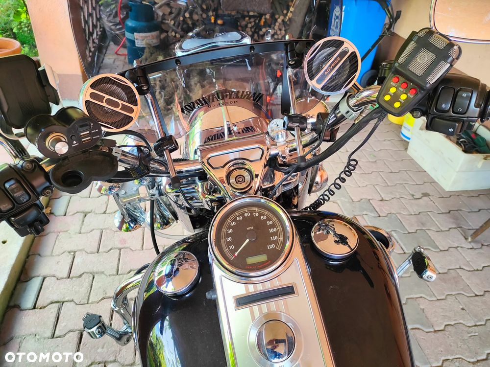 Harley-Davidson Touring Road King - 21