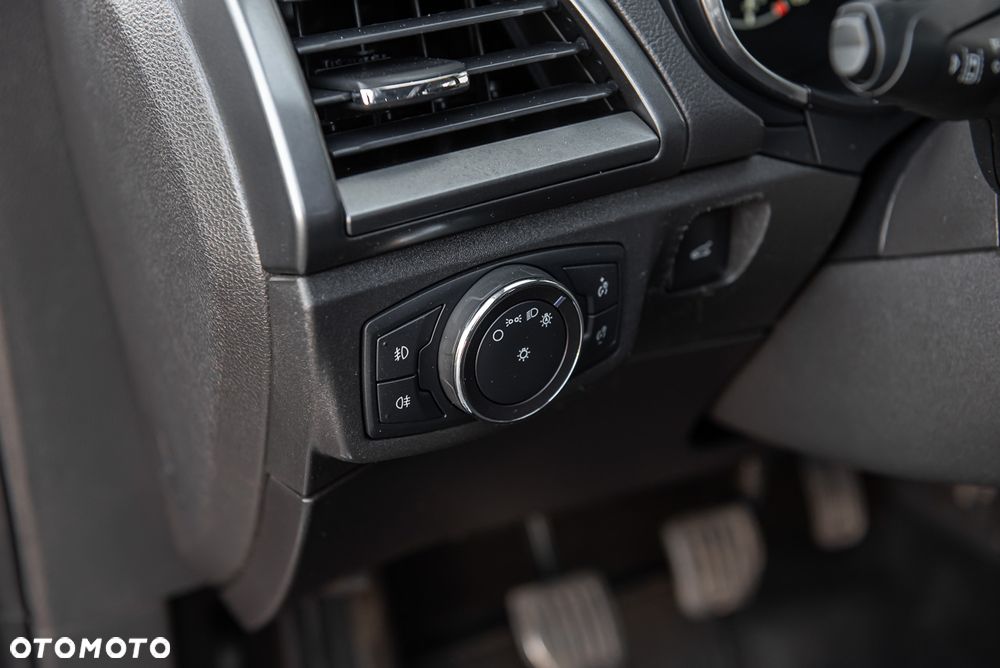 Ford Mondeo 2.0 TDCi Titanium - 21