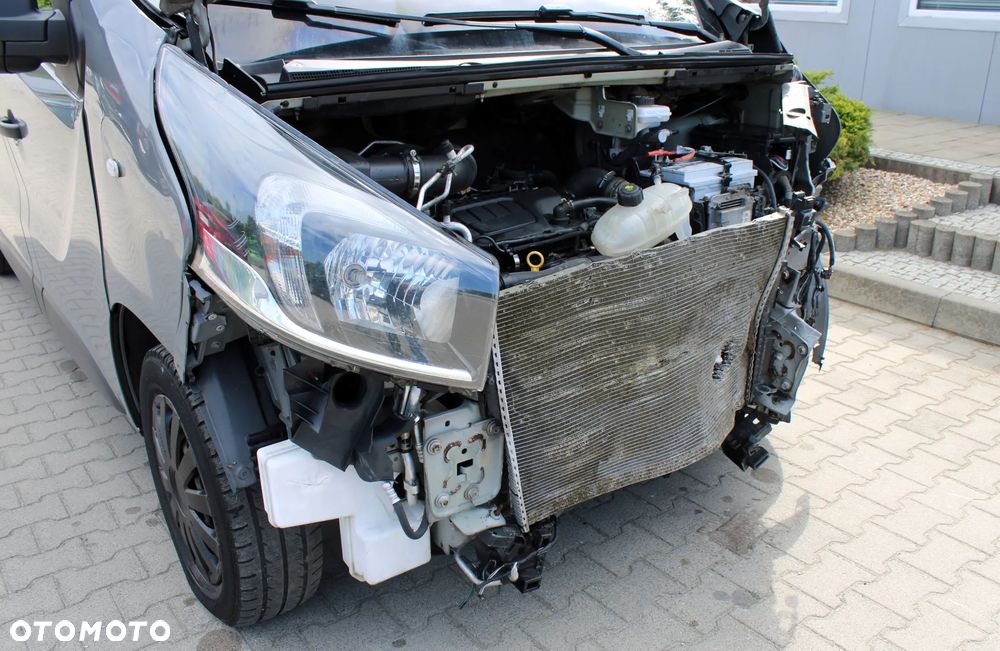 Opel Vivaro - 14