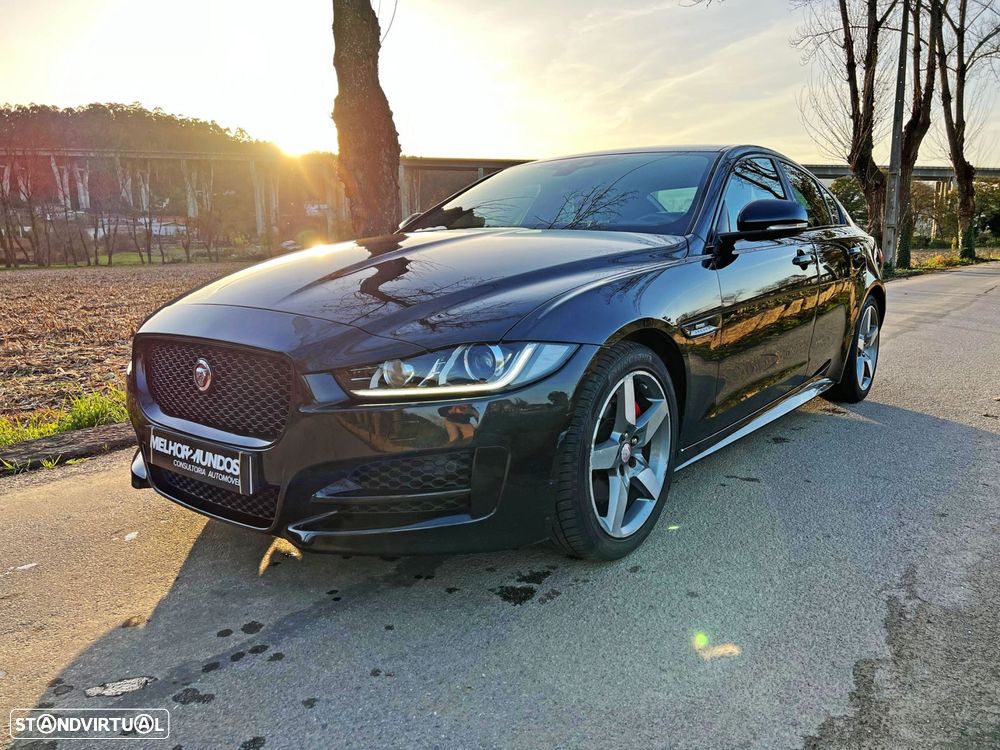 Jaguar XE 2.0 D R-Sport - 2