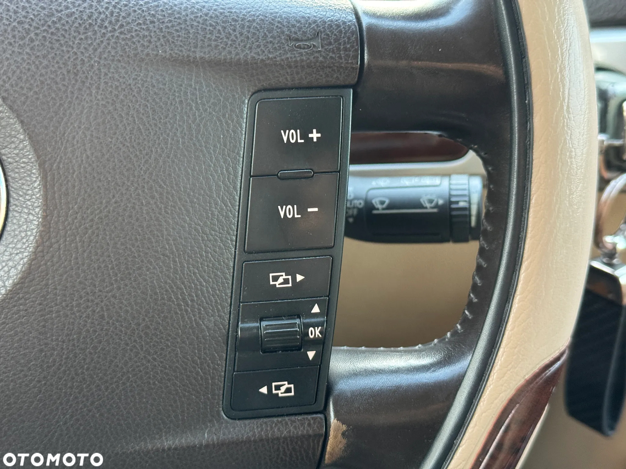 Volkswagen Touareg - 24