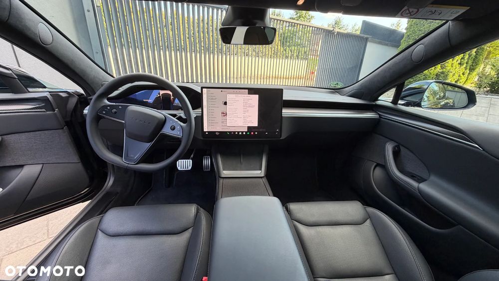 Tesla Model S Plaid - 8