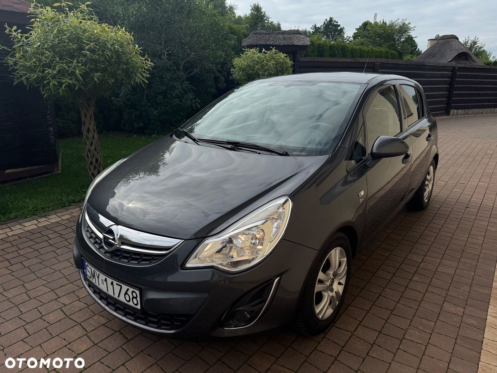 Opel Corsa 1.4 16V 150 Jahre - 2