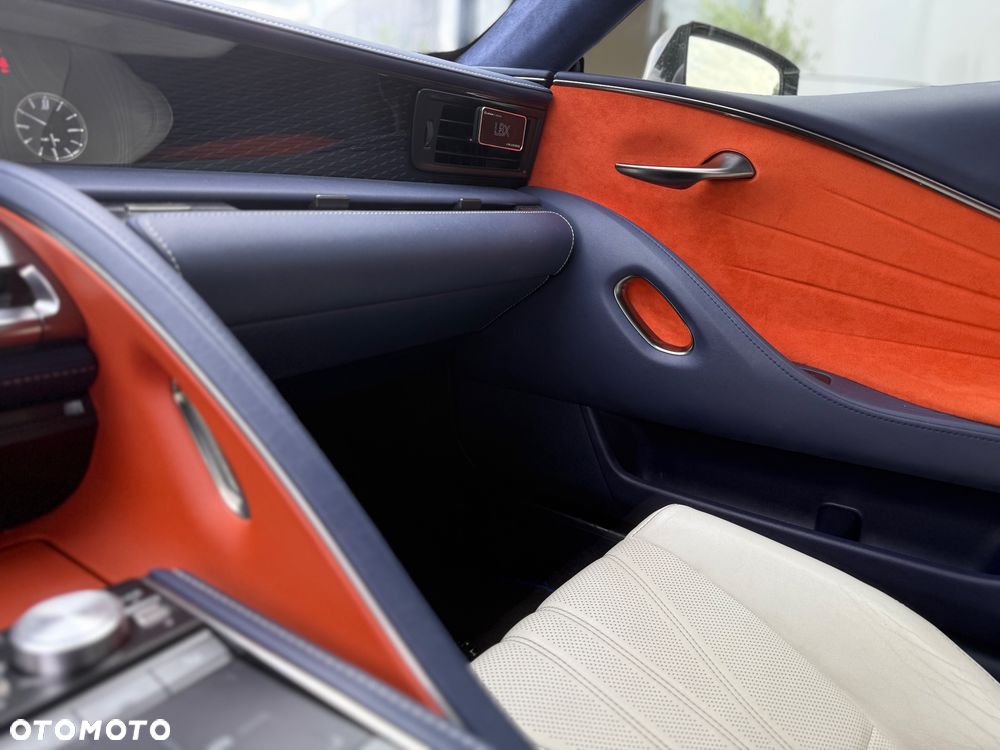 Lexus LC 500h Launch Edition - 12